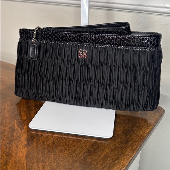 Coach Julia Gathered Large Wristlet/Clutch - Picture 3 of 11